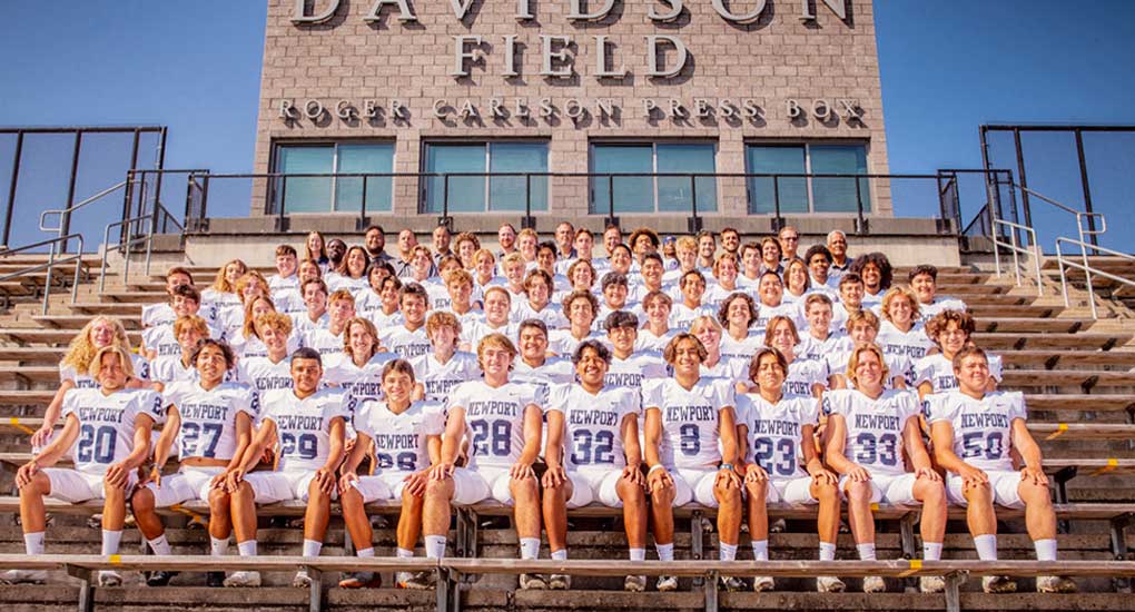 Newport Harbor Sailors Fall 2021 Football Team Photo